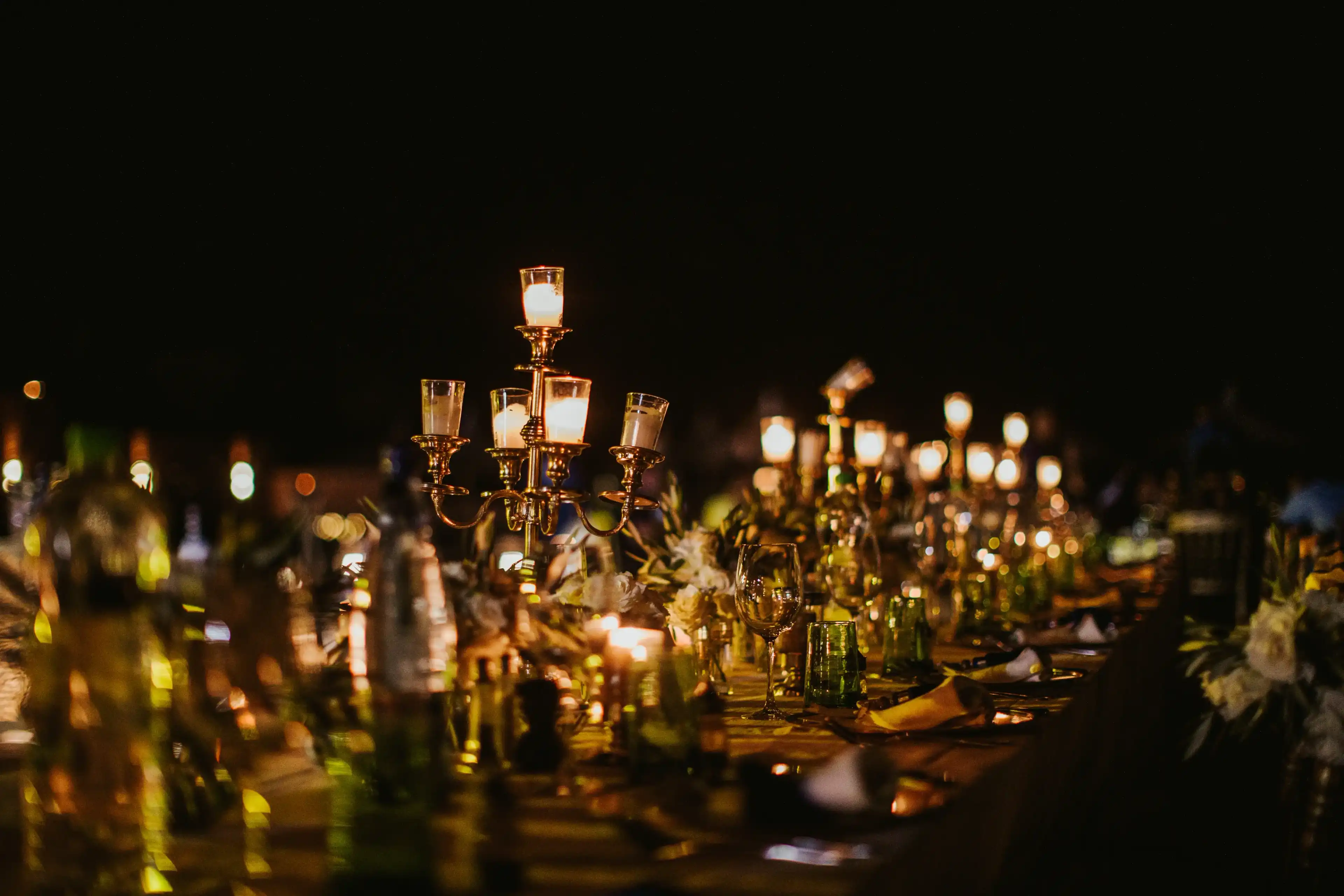 Wedding table set in Marrakech at nighttime