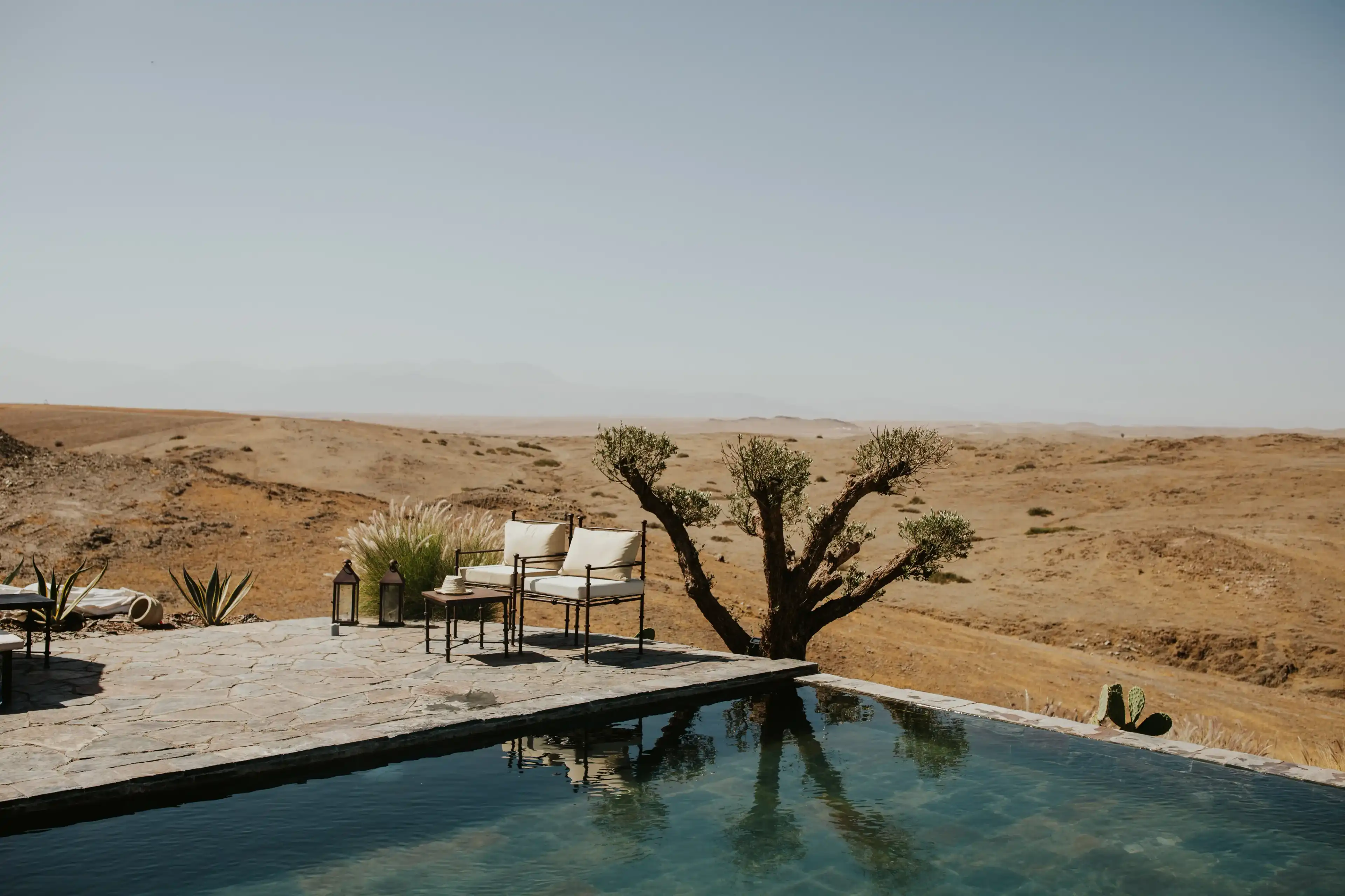 Swimming pool and amazing view in a Marrakech desert venue